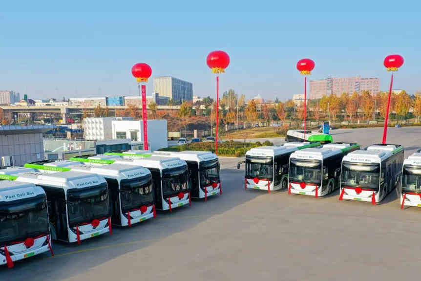 2023國(guó)內(nèi)最大批量氫燃料公交訂單！宇通100輛氫燃料交付綠城