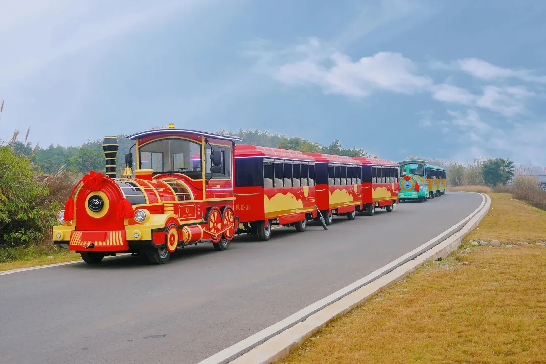 宇通觀光車亮相2024中國(guó)（北京）國(guó)際游樂(lè)設(shè)施設(shè)備博覽會(huì)，助力景區(qū)高質(zhì)量運(yùn)營(yíng)