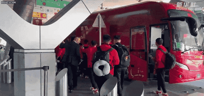 牛！宇通客車成這一頂級(jí)足球賽24支球隊(duì)服務(wù)用車