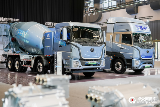 以科技創(chuàng)新驅(qū)動(dòng)內(nèi)生動(dòng)力，宇通唱響高質(zhì)量發(fā)展奮進(jìn)樂章