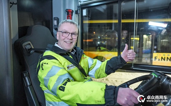 中國新能源客車首入北極圈，宇通追光步履不停