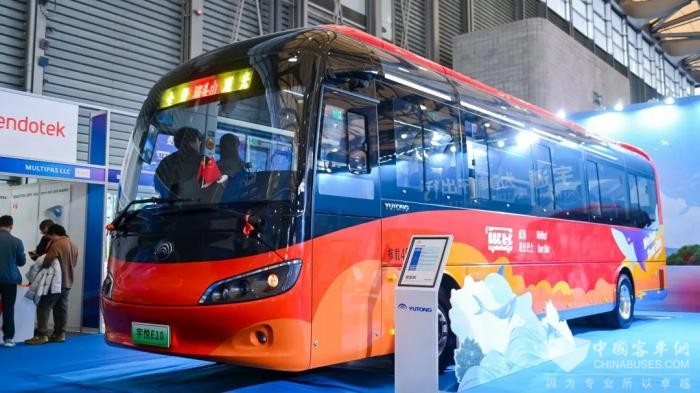 宇悅E10領(lǐng)銜 宇通閃耀2024上海國(guó)際客車展