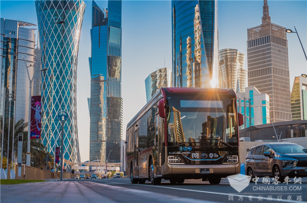 打響中國(guó)高端制造新名號(hào)! 宇通新能源客車挺進(jìn)“北極之境” 打響中國(guó)高端制造新名號(hào)! 宇通新能源客車挺進(jìn)“北極之境”