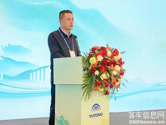 旅游天團共聚，宇通國風(fēng)新車首發(fā)，2024山河萬里行貴州起航！