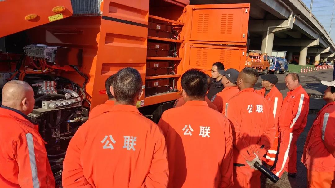 服務(wù)兩會，實力保障！宇通環(huán)衛(wèi)全力護(hù)航兩會盛事！