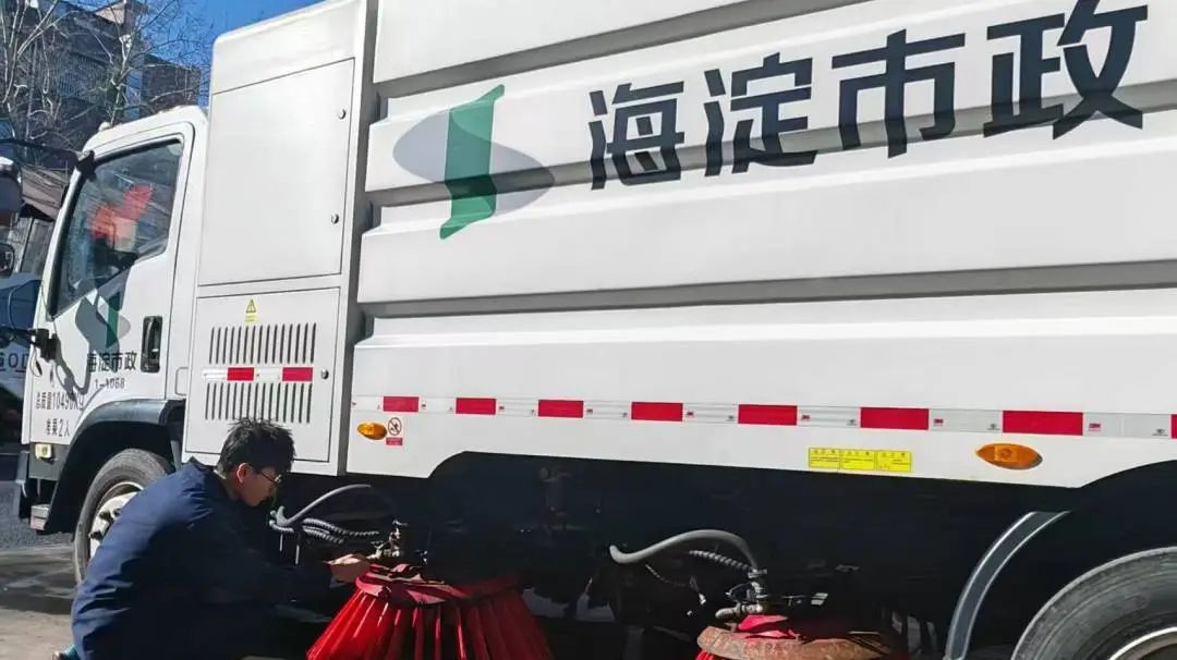 服務(wù)兩會，實力保障！宇通環(huán)衛(wèi)全力護(hù)航兩會盛事！