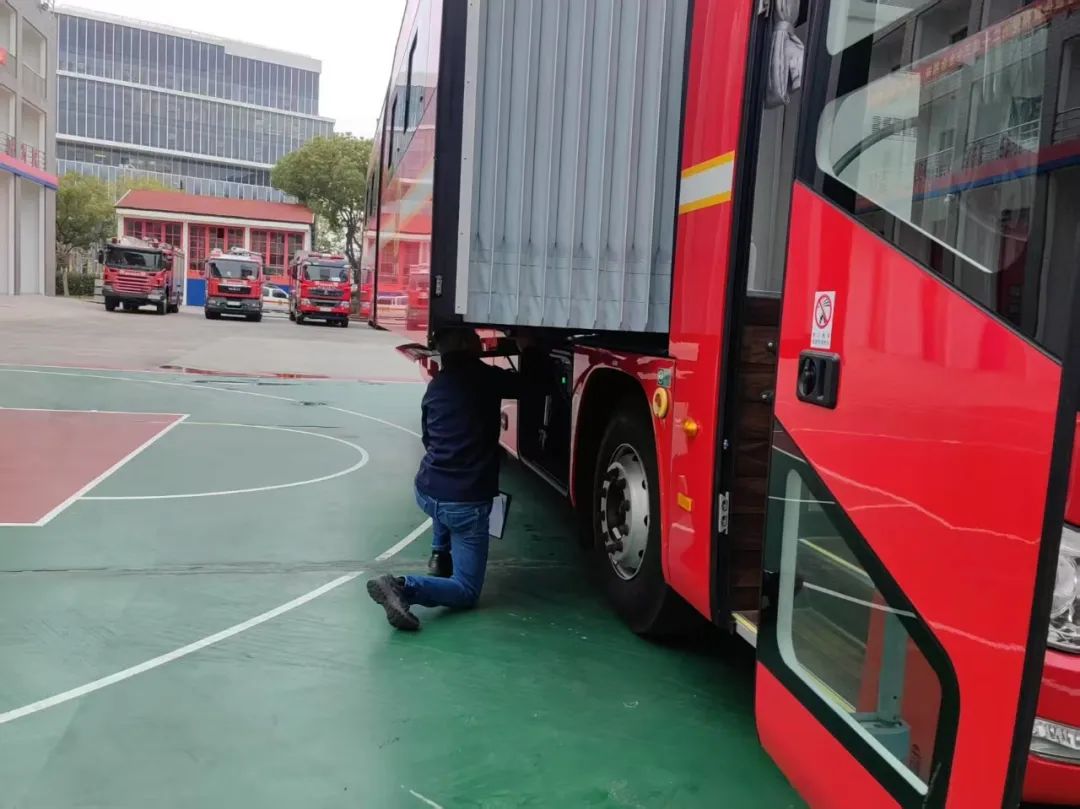 為逆行者護(hù)航 | 宇通專用車消防專項服務(wù)月活動啟動