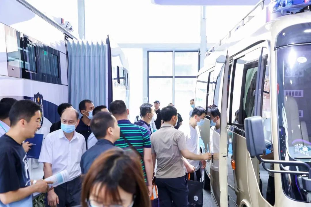 誠邀共赴警用裝備行業(yè)盛會！2025年警博會宇通專用車與您不見不散！