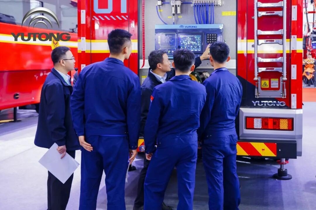 科技賦能實戰(zhàn)！宇通專用車亮相第二十一屆國際消防展
