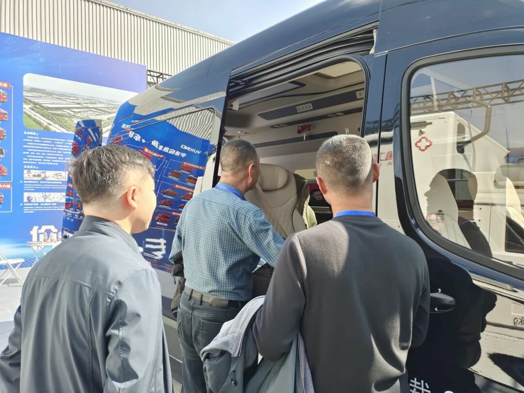 貼近實(shí)戰(zhàn)，高效保障！宇通專用車參加第十三屆全國礦山救援技能競賽裝備展