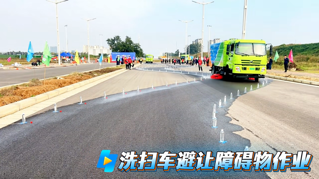 看見TA的名字，致敬不凡堅(jiān)守！宇通環(huán)衛(wèi)祝所有環(huán)衛(wèi)工人節(jié)日快樂！