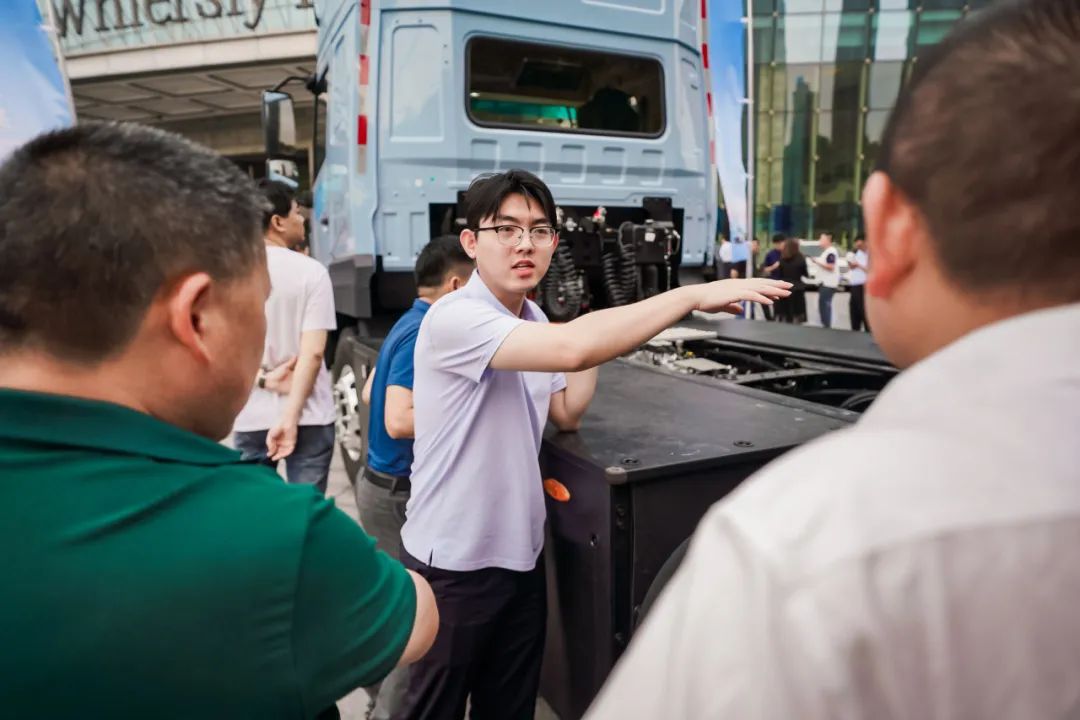 跑贏每一度 | 客戶實證“年省18萬”，宇通重卡T系列2025款長沙上市獲熱捧