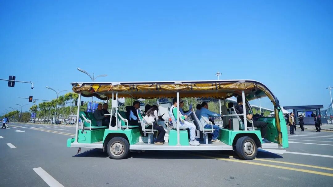 以智造致匠心！“小宇”領(lǐng)銜，宇通服務(wù)第三屆全國(guó)技能大賽