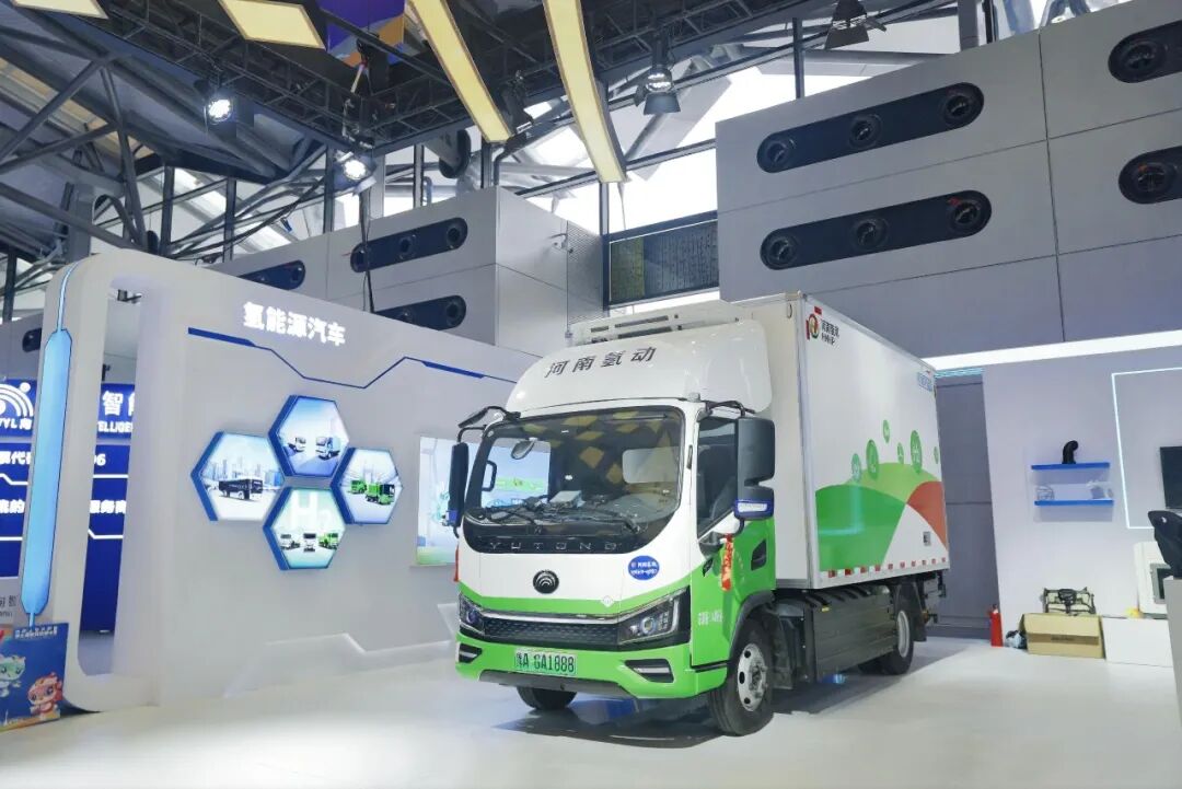 以智造致匠心！“小宇”領(lǐng)銜，宇通服務(wù)第三屆全國(guó)技能大賽