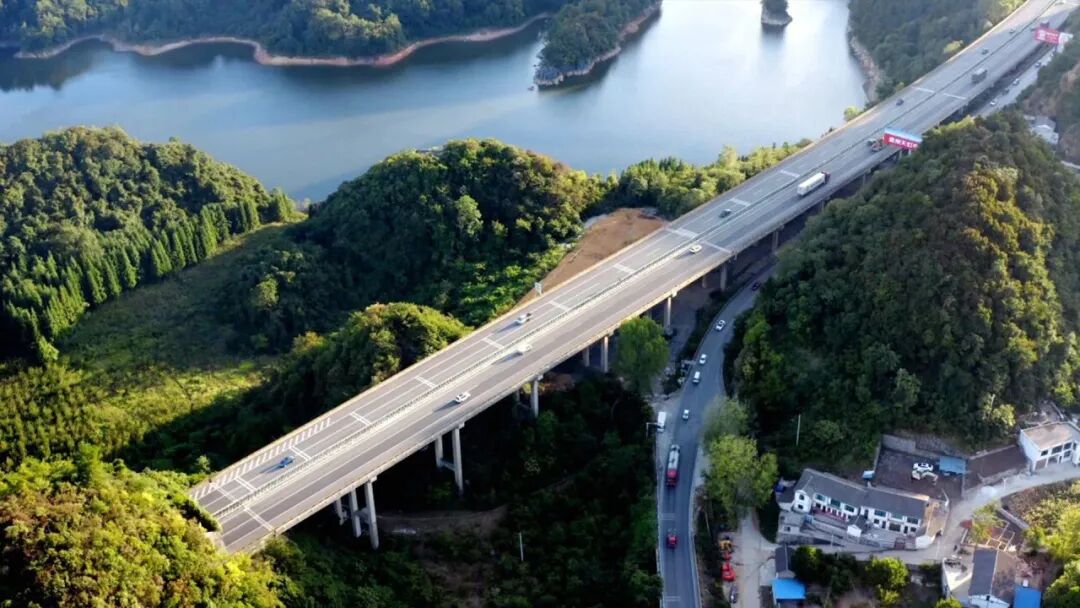 宇通行業(yè)觀察 | 文旅消費(fèi)轉(zhuǎn)型下客旅出行行業(yè)發(fā)展新機(jī)遇 宇通行業(yè)觀察 | 文旅消費(fèi)轉(zhuǎn)型下客旅出行行業(yè)發(fā)展新機(jī)遇