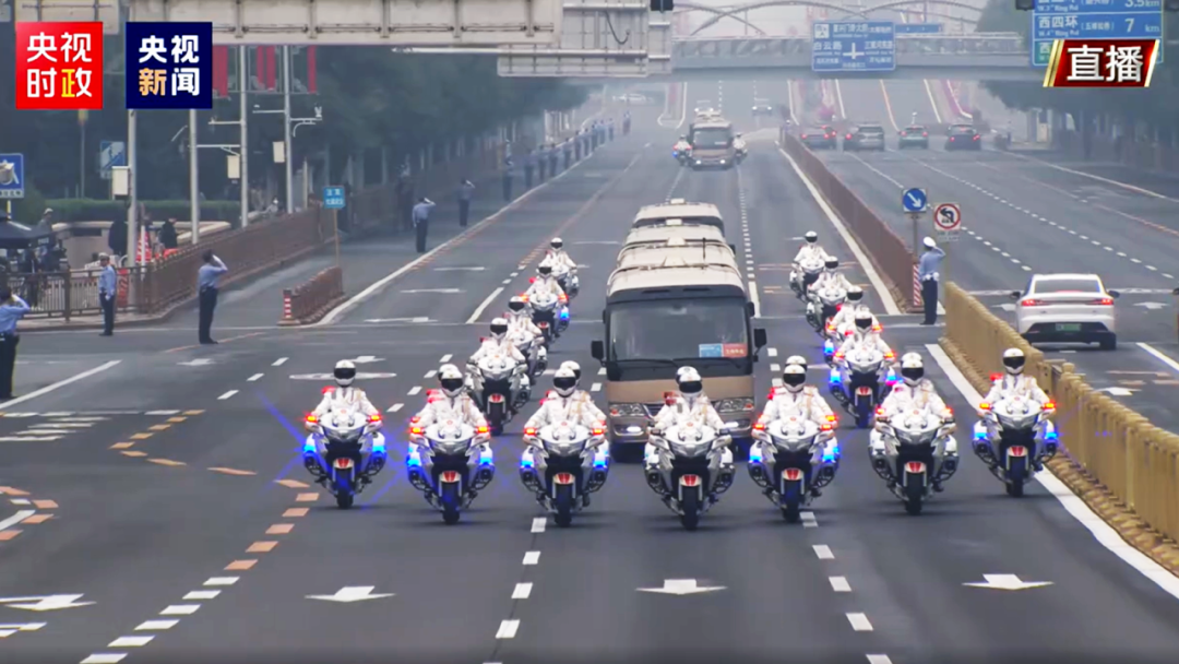 國(guó)逢盛事，宇通同行！189輛宇通客車護(hù)航亞洲冰雪盛會(huì)
