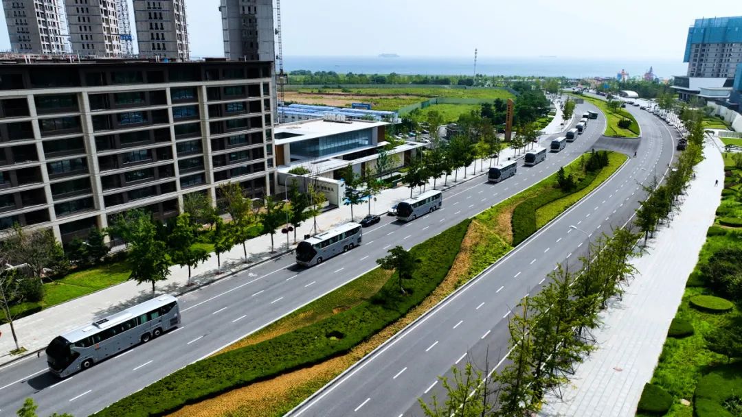 “國風”邂逅“海風”，宇通助力大連成信革新高端出行賽道