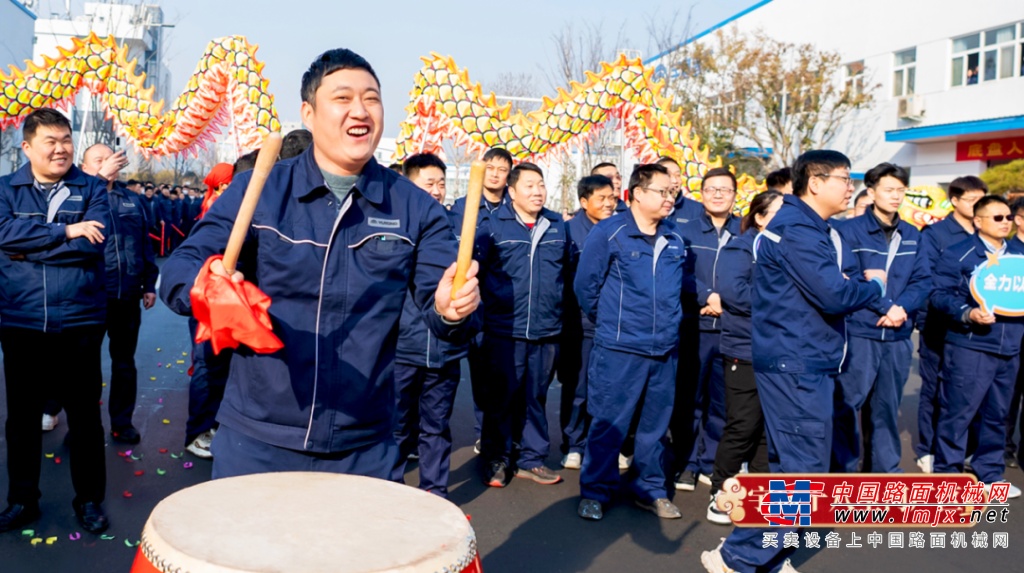 宇通集團(tuán)開工大吉！乘“龍”之勢，再赴新程