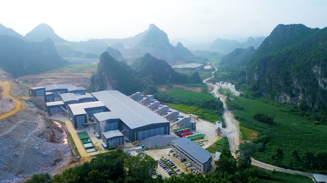 宇通礦卡——綠色礦山新里程！宇通新能源礦卡批量交付南寧嘉聯(lián)礦業(yè)！