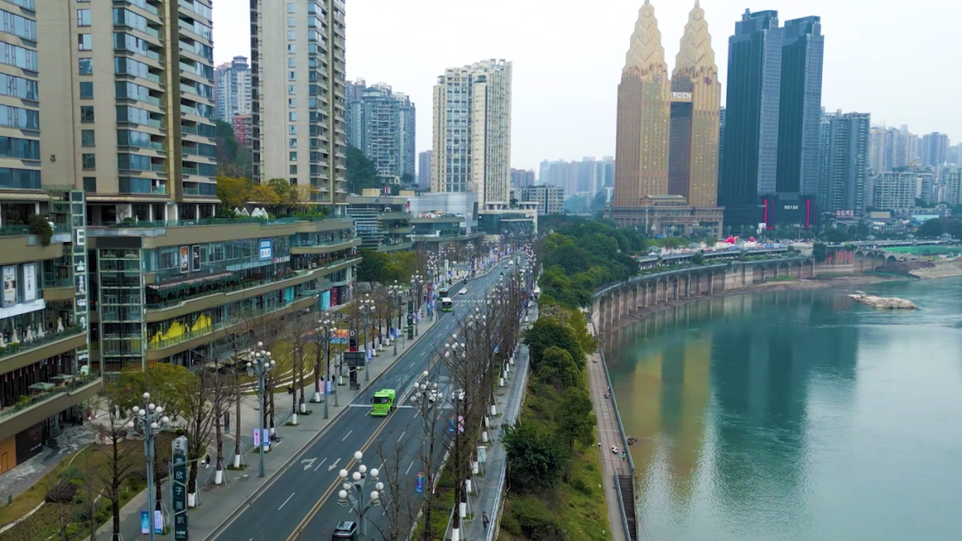 宇通新能源環(huán)衛(wèi)┃再繪重慶綠水青山間的城市答卷