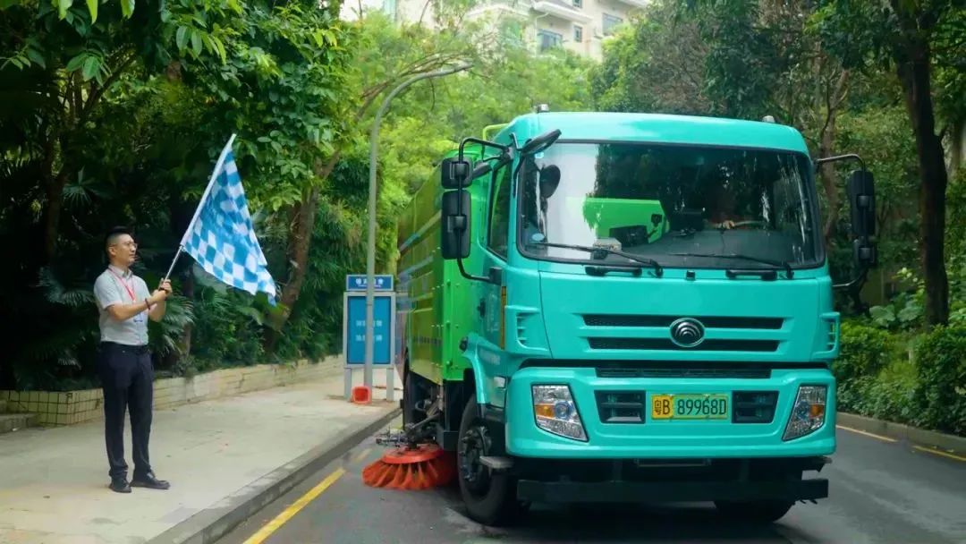 為綠色智慧作業(yè)！宇通環(huán)衛(wèi)純電動(dòng)洗掃車(chē)新品試駕會(huì)圓滿(mǎn)落幕