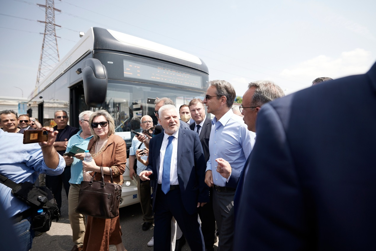 首批！希臘總理歡迎宇通電動公交車投入運營