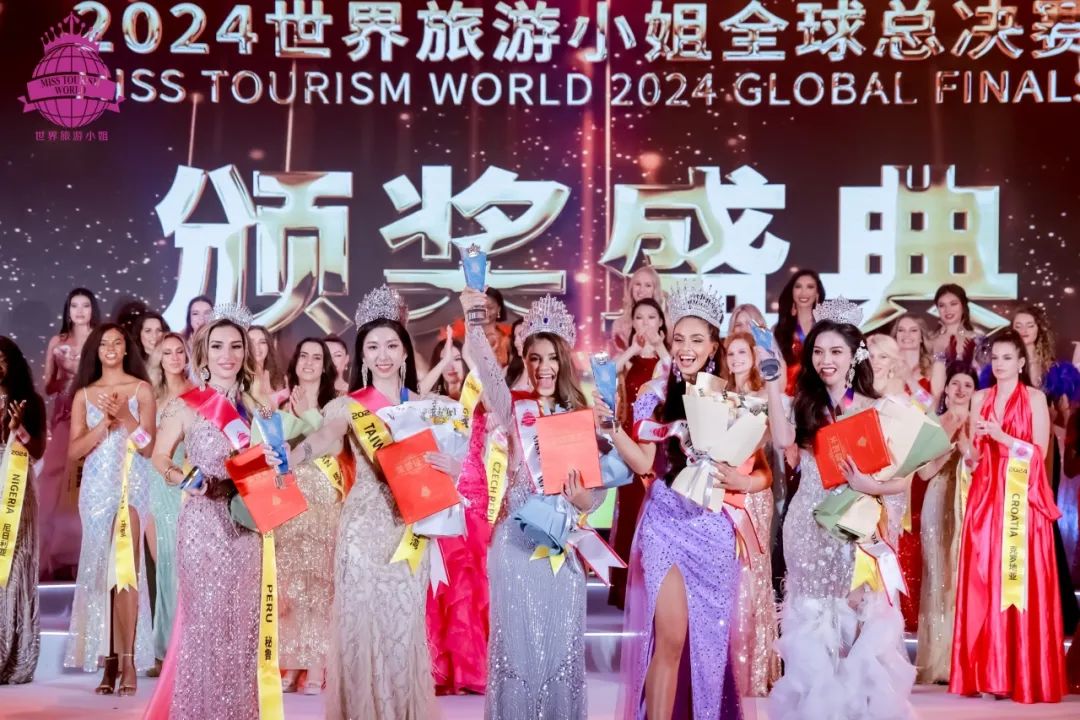 “宇”美同行，宇通C11E擔(dān)當(dāng)世界旅游小姐“美麗護(hù)衛(wèi)隊(duì)”