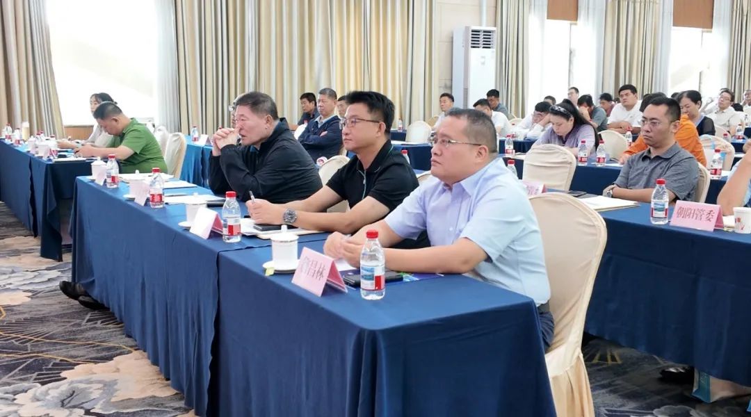 安全領(lǐng)航，智啟京城！宇通環(huán)衛(wèi)第二屆安全運(yùn)營(yíng)大講堂再譜新篇！