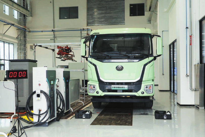 刷新重卡補(bǔ)能速度 宇通率先推出行業(yè)首個“閃充”解決方案