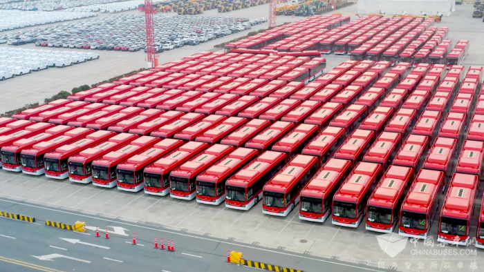 以“新質(zhì)”促“高質(zhì)” 宇通奮力開啟2025新征程