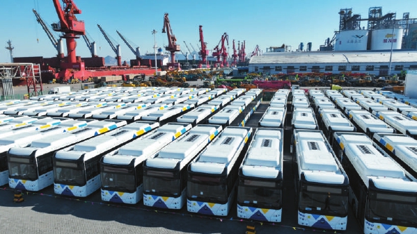 250輛宇通純電動(dòng)客車(chē)交付希臘 250輛宇通純電動(dòng)客車(chē)交付希臘