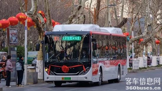 1704677700370687.jpg 6.jpg