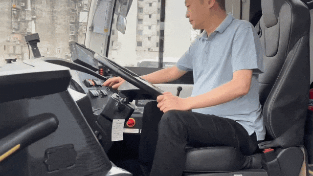 祝賀！宇通員工被授予“全國勞動模范”稱號