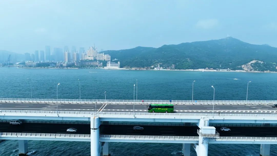 “國風”邂逅“海風”，宇通助力大連成信革新高端出行賽道